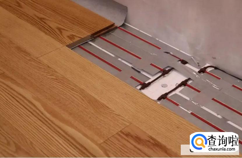 地暖用地板好还是瓷砖好