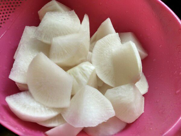 啤酒鸭加白萝卜的做法