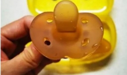 安抚奶嘴的作用是什么
