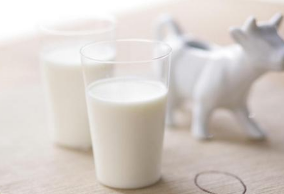 脱脂牛奶和低脂牛奶的区别