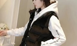 冬季短款羽绒马甲如何搭配？