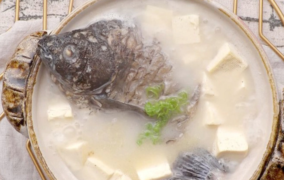 鲫鱼豆腐汤的做法