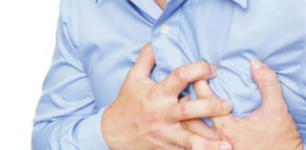 嘴唇发紫是什么原因