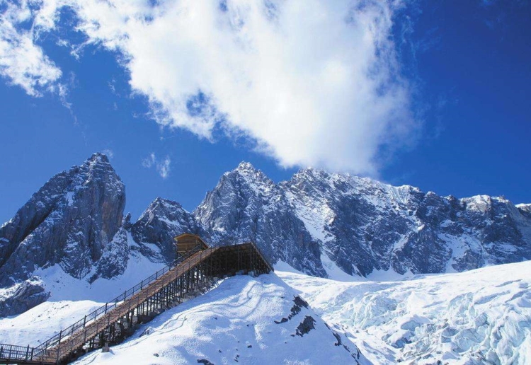 玉龙雪山在哪里