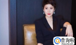 穿什么颜色显白