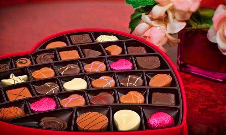 5.20送女生什么礼物