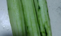 泡椒黄瓜肉片的家常做法