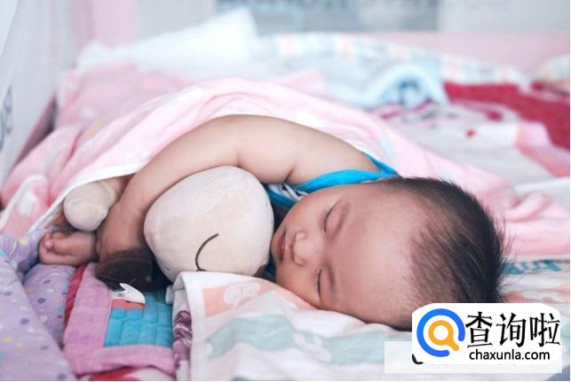 孩子几岁可以自己睡