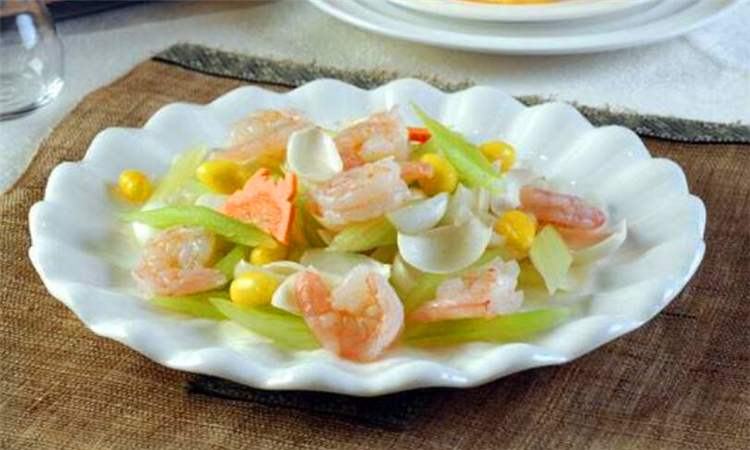 鲜百合与哪些菜炒着最佳