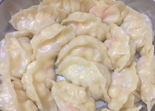 虾和什么包饺子