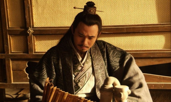 卧薪尝胆的意思?