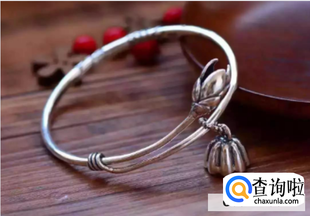佩戴银手镯的好处有哪些