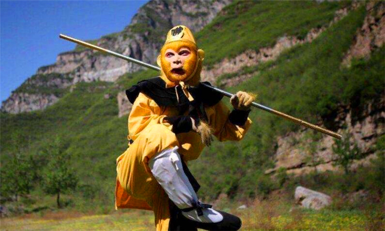 拱伏无违是什么意思