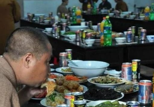 和尚吃肉吗