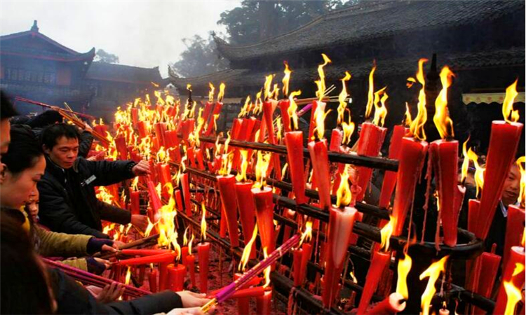 两长一短的香什么意思