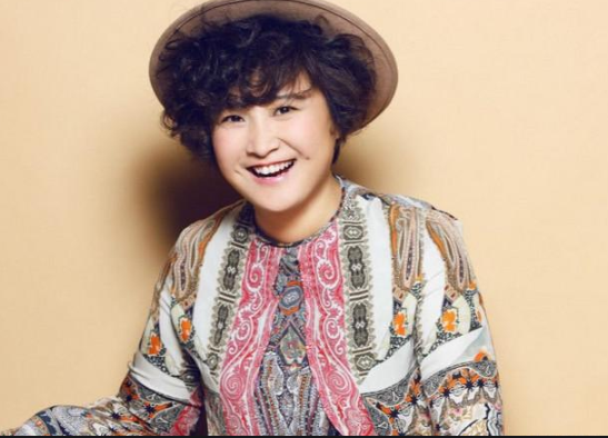 贾玲为什么这么火?