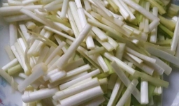 韭黄煎蛋的做法