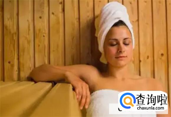 发烧可以蒸桑拿出汗吗