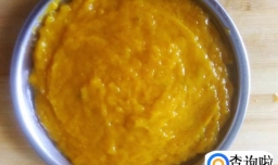 冰凉软糯的南瓜糯米糍的做法