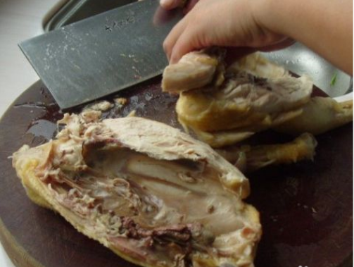 手撕白水鸡的做法