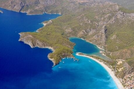 世界最深的洼地