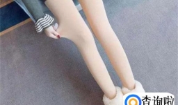 欧美90后女星告诉你：不穿秋裤穿丝袜的正确搭配方法