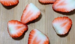 草莓奶酪布丁怎么做