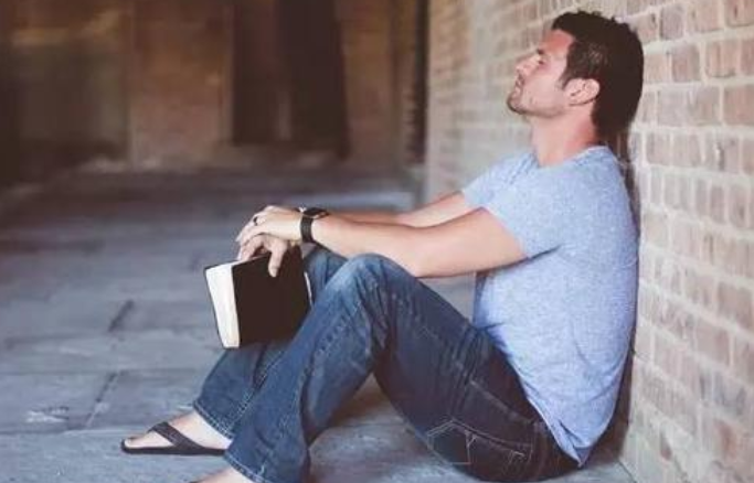 若无其事的意思是什么