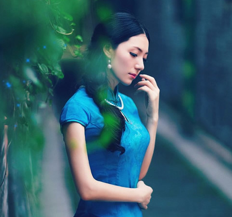 穿旗袍左襟右襟有讲究吗