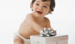 送婴儿礼物送什么好