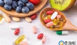 嘴唇干裂脱皮是什么原因