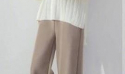 怎样搭配舒服的柔和色系套装？